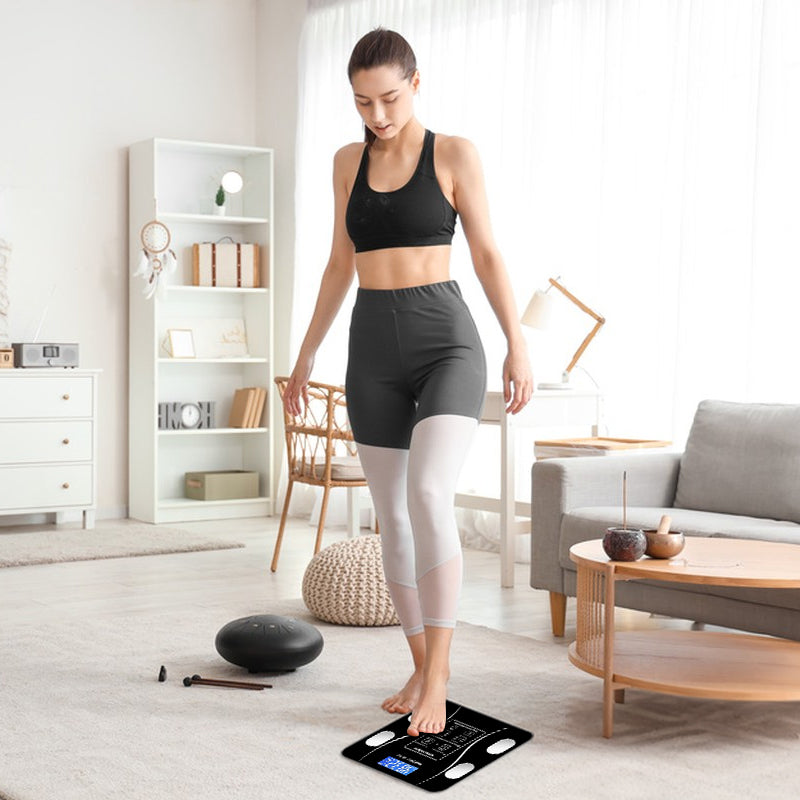 Bluetooth smart scale with app, full-body analysis, iOS/Android, 180kg, high-precision for fitness.